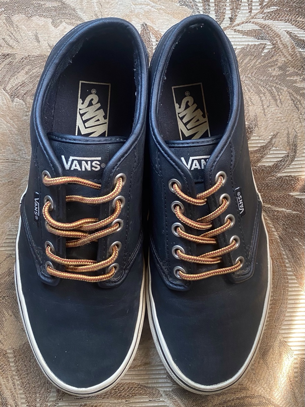 Vans Black Low-Top Leather Sneakers with Brown Laces Men’s 7.5 - Picture 5 of 8